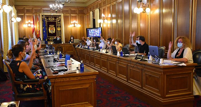 El PSOE se pregunta “cómo va a explicar la alcaldesa de Ledaña a sus vecinos su voto en contra de un nuevo consultorio en el municipio” 1 Pleno Diputación de Cuenca