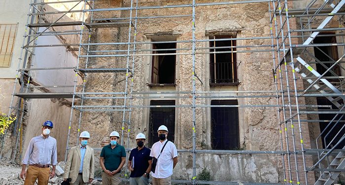 Responsables de Enagás visitan las obras de la antigua Iglesia de San Simón de Brihuega 1 Responsables de Enagás visitan las obras de la antigua Iglesia de San Simón de Brihuega