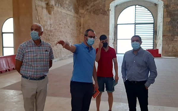 Solana reclama que sigan las inversiones de las administraciones en la recuperación del Patrimonio y presenta un nuevo proyecto para la Iglesia de los Dominicos