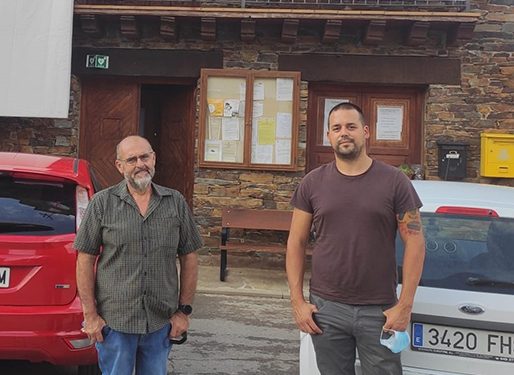 Vecinos de la Sierra Norte expresan sus quejas al diputado de Unidas Podemos, Daniel Touset