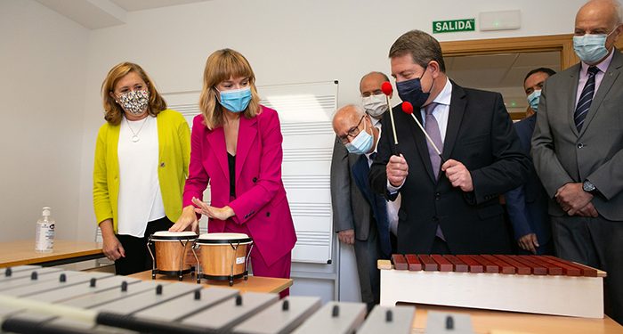 Pilar Alegría: “Reabrir la escuela rural de Jábaga casi medio siglo después de su cierre es un canto a la esperanza”