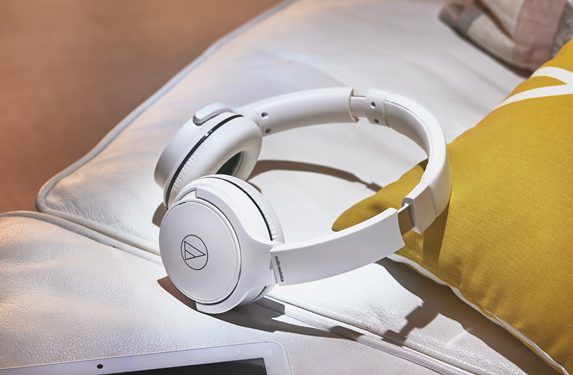 Audio-Technica presenta sus nuevos auriculares inalámbricos con una batería de 60 horas de duración: ATH-S220BT 1 Audio-Technica presenta sus nuevos auriculares inalámbricos con una batería de 60 horas de duración ATH-S220BT