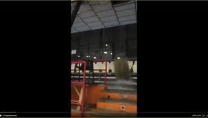 Cae parte del techo del polideportivo El Sargal