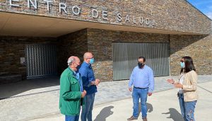 Castillo denuncia que el nuevo Centro de Salud de Alcolea del Pinar “está cerrado” pese al anuncio de los socialistas