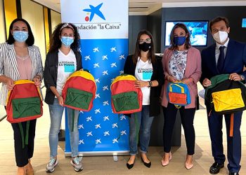 Cerca de 1.500 escolares de Guadalajara en situación de vulnerabilidad han vuelto a clase con nuevo material escolar gracias a la Fundación ”la Caixa” y CaixaBank Cerca de 1.500 escolares de Guadalajara en situación de vulnerabilidad han vuelto a clase con nuevo material escolar gracias a la Fundación ”la Caixa” y CaixaBank