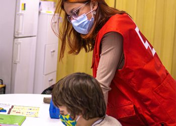 Cruz Roja en Cuenca utilizará los 25.363 euros de la donación de UNESPA para luchar contra los efectos de la pandemia Cruz Roja en Cuenca utilizará los 25.363 euros de la donación de UNESPA para luchar contra los efectos de la pandemia