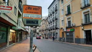 Cuenca en Marcha pide retirar los relojes-termómetro de la ciudad por falta de mantenimiento