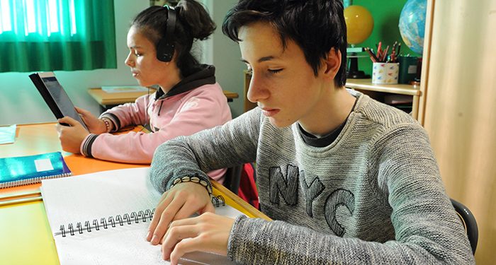 La formación digital y la tecnología accesible, ‘compañeras’ necesarias en el regreso a las aulas de 327 estudiantes ciegos en Castilla-La Mancha