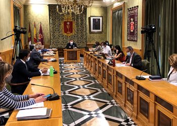 El Ayuntamiento de Cuenca aprueba una modificación de crédito de más 1,5 millones de euros para el muro de la calle Ramiro de Maeztu y el colector de Astrana Marín