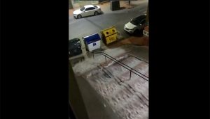 El Ayuntamiento de Cuenca pide a la población no hacer uso del vechículo privado ante la fuerte tormenta caída