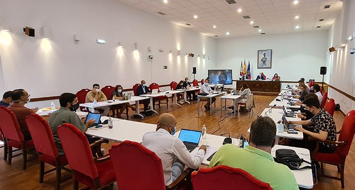 El Ayuntamiento de Guadalajara entregará la medalla de oro de la ciudad a toda la comunidad educativa el próximo 5 de octubre