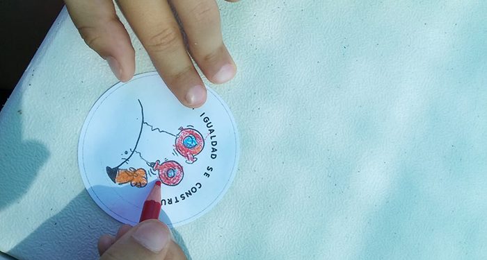 El Centro de la Mujer de Sigüenza, 'Por la igualdad… te da la chapa'