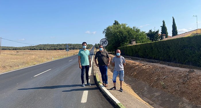 El Gobierno regional acomete obras de mejora en la CM-2100 a su paso por la localidad de Arcas 1 El Gobierno regional acomete obras de mejora en la CM-2100 a su paso por la localidad de Arcas