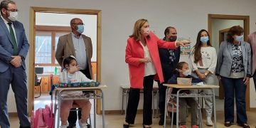 El Gobierno regional agradece a los más de 1.400 docentes que faciliten a 8.000 niños y niñas el acceso a la educación en las zonas rurales