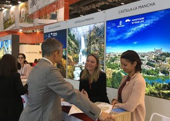 El Gobierno regional apoya la presencia de empresas turísticas de la región en la feria World Travel Market de Londres