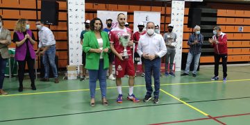 El Gobierno regional felicita al BM Cuenca al proclamarse campeón del Trofeo Junta de Comunidades de Balonmano Masculino