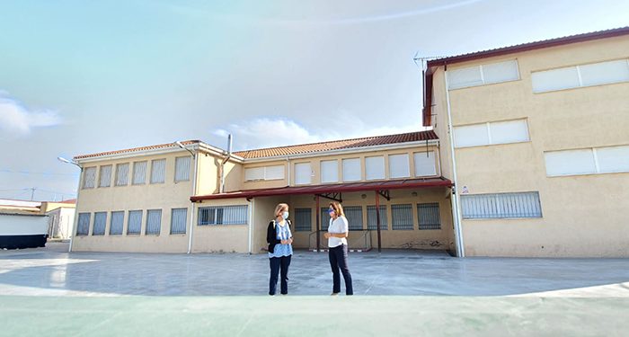 El Gobierno regional mejora la eficiencia energética del colegio público de Campillo de Altobuey