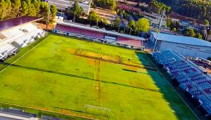 El PP aprovecha el césped de La Fuensanta para arremeter contra la gestión de Dolz