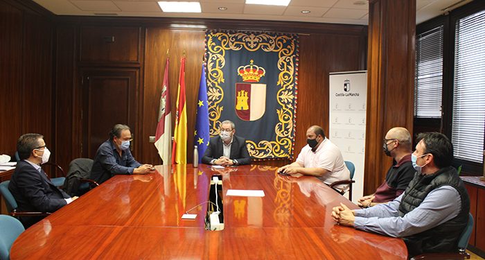 Empresarios del polígono Los Tobares de Molina de Aragón se reúnen con el delegado de la Junta en Guadalajara