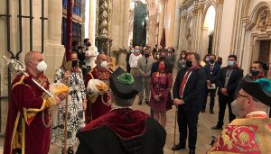 Entrega simbólica del Pendón de Alfonso VIII al Ayuntamiento de Cuenca