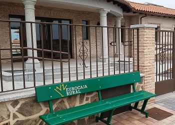 Eurocaja Rural dará prioridad a las solicitudes de los Ayuntamientos para restablecer el mobiliario urbano afectado por la DANA