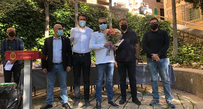 Ayuntamiento de Cuenca y Peñas Mateas hacen un emotivo homenaje a los fallecidos conquenses Mateos