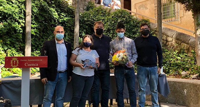 Ayuntamiento de Cuenca y Peñas Mateas hacen un emotivo homenaje a los fallecidos conquenses Mateos