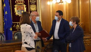 La Diputación de Cuenca aumenta en un 11% el convenio de colaboración anual con Cáritas hasta los 30.000 euros