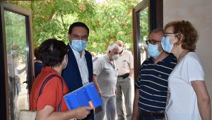 La Diputación de Cuenca presenta a los vecinos de Villar de Cantos el proyecto de desarrollo de redes de abastecimiento de agua