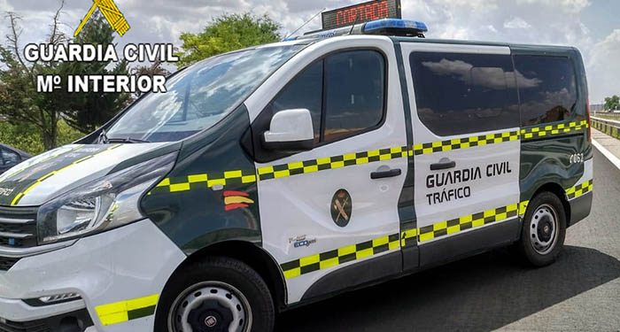 La Guardia Civil de Guadalajara investiga a un conductor por alcoholemia positiva y a una mujer que quiso hacerse pasar por él