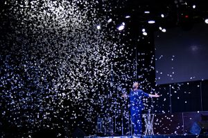 La magia de Jorge Blass puso fin a unos días coloridos, divertidos y solidarios en Trillo