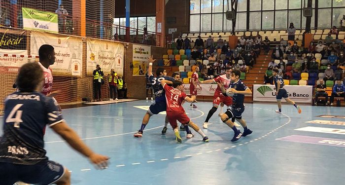 La primera caída del Incarlopsa Cuenca frente a un arrollador Cangas