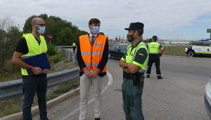 Las distracciones al volante causaron cinco de los 12 fallecimientos en accidente de tráfico contabilizados el año pasado en Guadalajara