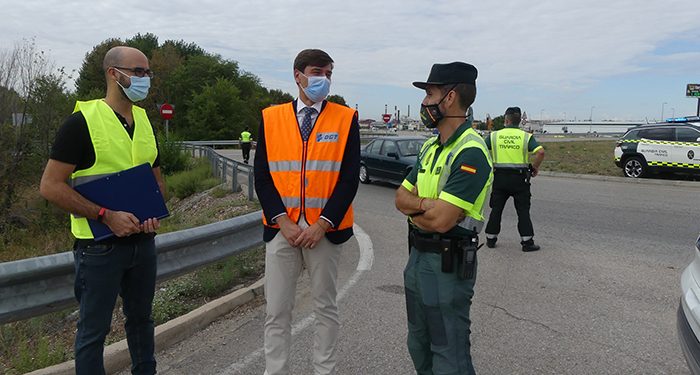 Las distracciones al volante causaron cinco de los 12 fallecimientos en accidente de tráfico contabilizados el año pasado en Guadalajara