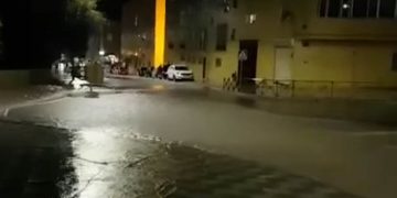 Los bomberos de Cuenca han recibido más de una veintena de avisos por inundaciones de garajes y locales