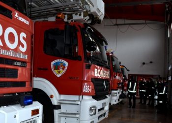 Espectacular incendio en una sala de calderas en un polígono industrial de Tarancón