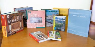 Más de 3.000 alojamientos turísticos de la región recibirán fondos bibliográficos para fomentar el conocimiento del patrimonio de Castilla-La Mancha