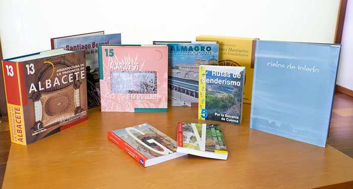 Más de 3.000 alojamientos turísticos de la región recibirán fondos bibliográficos para fomentar el conocimiento del patrimonio de Castilla-La Mancha