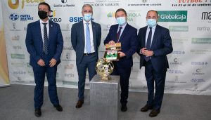 Page No nos van a faltar vacunas, incluso a la gente que necesita una tercera dosis