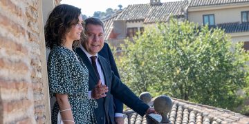 Page y Díaz Ayuso hablan de un eje turístico de Cuenca y Toledo con Aranjuez