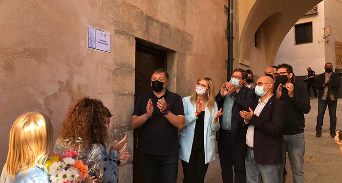 Ayuntamiento de Cuenca y Peñas Mateas hacen un emotivo homenaje a los fallecidos conquenses Mateos
