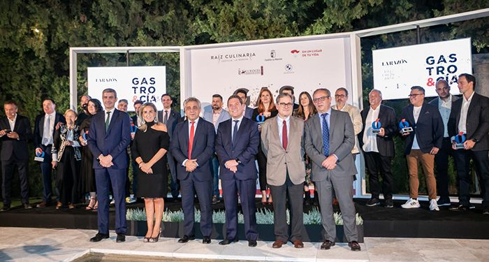 Roberto Brasero y el restaurante Cañitas Maite recibirán sendos galardones el próximo 31 de mayo