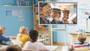 Un total de 70 propuestas de teatro, música, danza y circo llegarán a los centros educativos de la región, de manera virtual, a través del programa ‘CLM Actúa 2021’