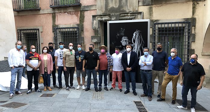 ‘Vacunas. Un San Mateo diferente’ muestra la visión de esta fiesta desde las cámaras de 12 fotógrafos conquenses