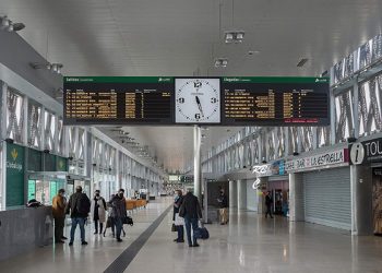 VOX lamenta la falta de respuesta de ADIF sobre las condiciones de la estación del AVE de Cuenca