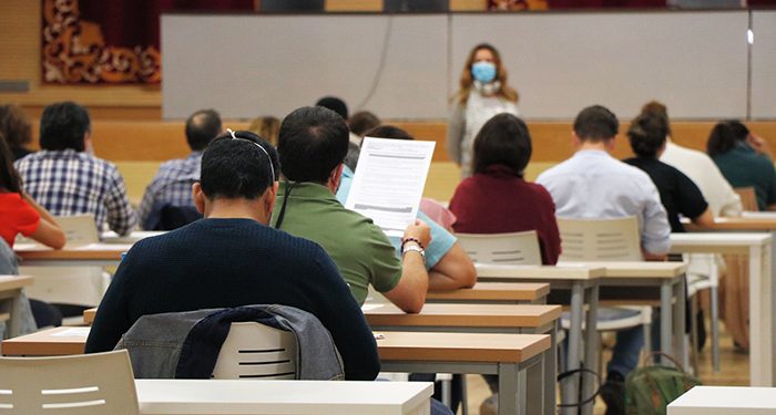 Alta participación en los primeros exámenes de las oposiciones del SESCAM