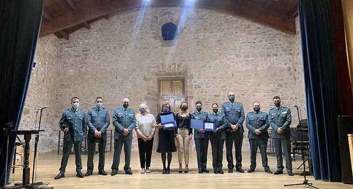 Amparo Donderis y el equipo EMUME de la Guardia Civil, Premios Ciudad de Sigüenza por la Igualdad 2020 y 2021