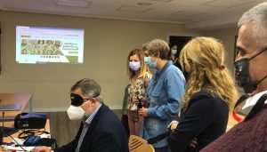 Autoridades de Cuenca conocen las barreras a las que se enfrentan las personas ciegas al navegar por webs de la Administración Pública