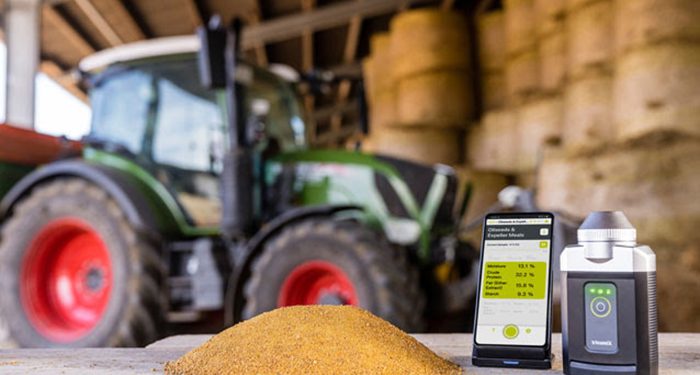 BASF y trinamiX presentan la solución móvil de espectroscopia NIR para la industria de los piensos