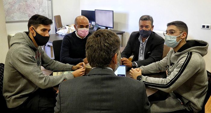 Cs se reúne con la asociación de Calistenia de Guadalajara para valorar si la capital puede incluirse dentro del circuito de pruebas nacional